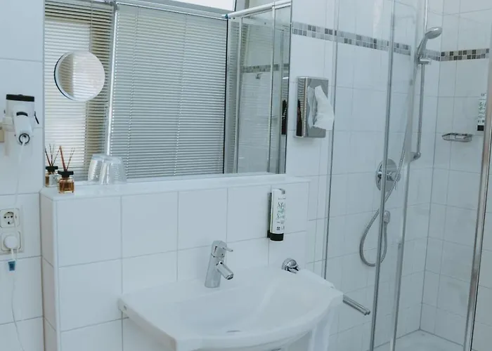 Kaspers Gaestehaus Hotel *